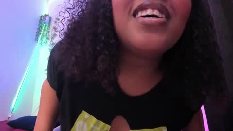 Snapshot of dayanroux chatting on 10-15-25, 12:27 dayanroux online show from 10-15-25, 12:27