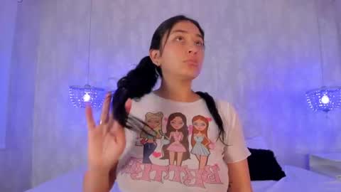 Snapshot of dayra_angels chatting on 06-25-26, 06:56 DAYRA ANGELS online show from 06-25-26, 06:56