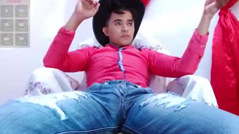 Snapshot of dayro_dduran chatting on 10-18-25, 06:41 dayro_dduran online show from 10-18-25, 06:41