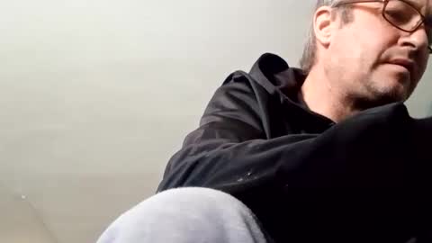 Snapshot of dazzill chatting on 01-26-25, 12:54 Dazzill online show from 01-26-25, 12:54