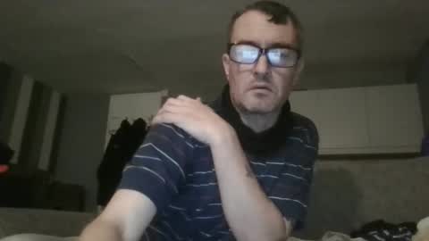 Snapshot of dazzill chatting on 11-11-25, 03:23 Dazzill online show from 11-11-25, 03:23