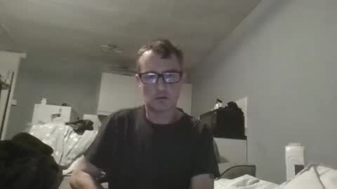 Snapshot of dazzill chatting on 11-27-25, 10:12 Dazzill online show from 11-27-25, 10:12