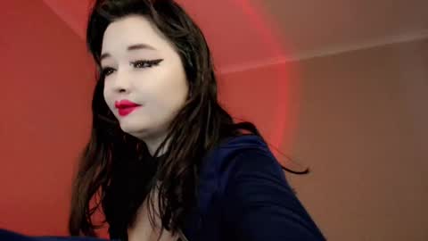 Natsumi online show from 11-07-25, 04:45