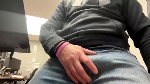 Snapshot of dblum75 chatting on 03-17-26, 10:29 dblum75 online show from 03-17-26, 10:29