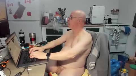 Snapshot of dbpit65 chatting on 02-19-26, 12:06 Daniel online show from 02-19-26, 12:06