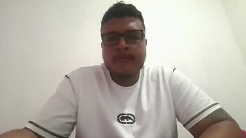 dc333777 online show from 03-12-26, 01:56