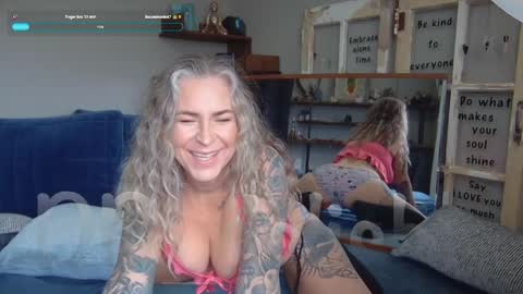 dd_delish online show from 04-05-26, 05:43