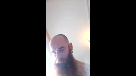 Snapshot of ddannadd chatting on 12-18-25, 02:50 ddannadd online show from 12-18-25, 02:50