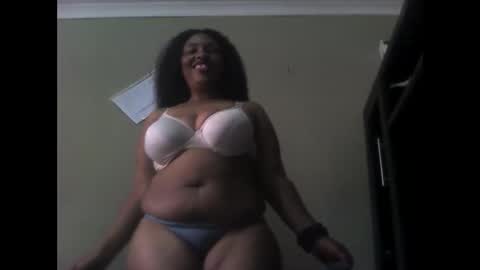 Snapshot of ddboobsnipples chatting on 01-05-25, 05:09 ddboobsnipples online show from 01-05-25, 05:09