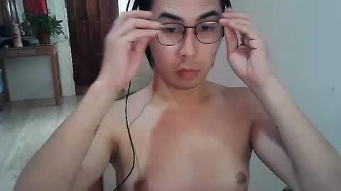 Snapshot of ddemorito10 chatting on 02-25-25, 02:25 Targanyen13 online show from 02-25-25, 02:25