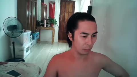 Snapshot of ddemorito10 chatting on 02-25-25, 05:30 Targanyen13 online show from 02-25-25, 05:30
