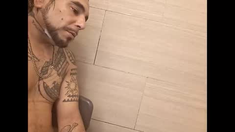 Snapshot of deadbirdink8o8 chatting on 02-01-26, 11:53 deadbirdink8o8 online show from 02-01-26, 11:53