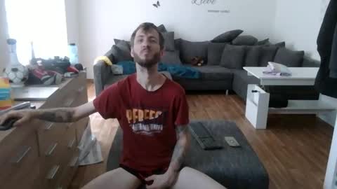 Snapshot of deaf_fc_union_berlin14 chatting on 03-22-26, 04:10 robert online show from 03-22-26, 04:10