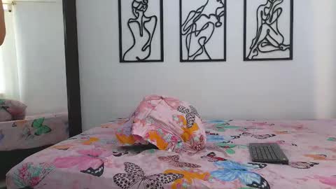 Snapshot of deam_broowm chatting on 02-20-25, 08:36 Andres online show from 02-20-25, 08:36