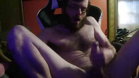 Snapshot of deandickshire chatting on 12-17-24, 08:10 Dean Dickshire online show from 12-17-24, 08:10