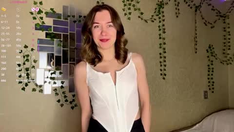 Elsa online show from 03-25-26, 01:06