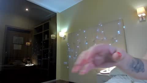 Debbie Mon Tue Fri Sun Sat GMT 3 1000am - 0400pm  online show from 01-13-25, 03:58