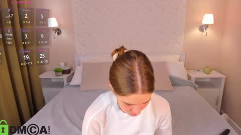 Jennifer online show from 04-01-26, 11:46