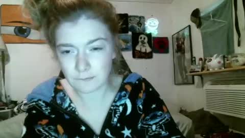 Snapshot of debbieafterhours69 chatting on 11-21-25, 12:04 DEBBIE online show from 11-21-25, 12:04