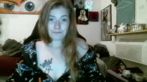 Snapshot of debbieafterhours69 chatting on 11-25-25, 01:00 DEBBIE online show from 11-25-25, 01:00