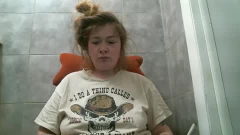 Snapshot of debbieafterhours69 chatting on 04-19-26, 02:49 DEBBIE online show from 04-19-26, 02:49