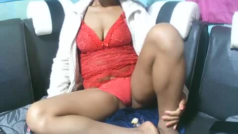 Snapshot of debbierisex chatting on 06-03-26, 06:35 DebbieRiseX online show from 06-03-26, 06:35