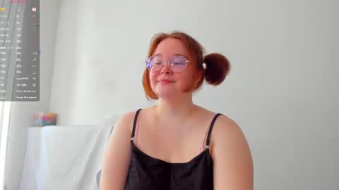 Snapshot of debbiewood chatting on 07-15-26, 05:56 DeboraDebbieDee online show from 07-15-26, 05:56