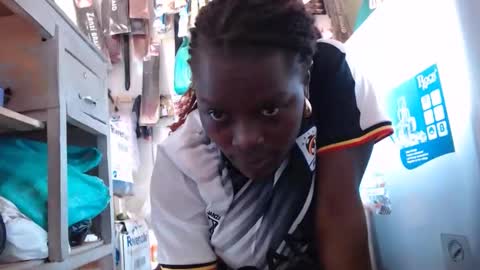 debbyslatter online show from 12-18-25, 07:47