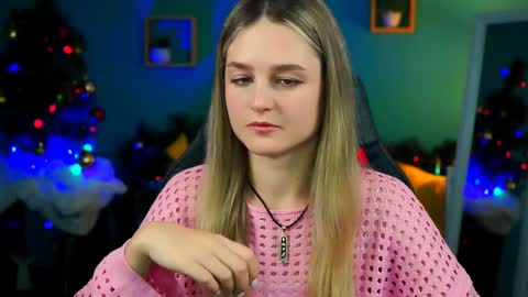 Debora online show from 12-17-24, 03:50