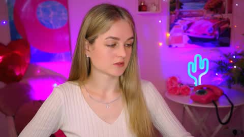 Debora online show from 03-10-25, 06:49