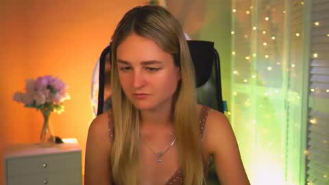 Snapshot of deboralarson chatting on 05-16-26, 03:25 Debora online show from 05-16-26, 03:25