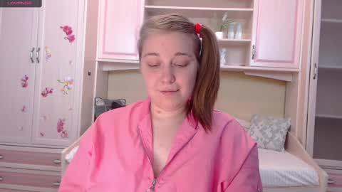 debramust online show from 12-22-24, 04:48