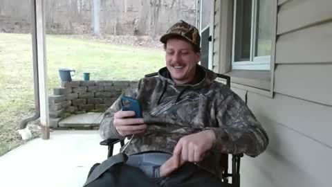 Snapshot of decentdick93 chatting on 01-09-26, 04:21 Decentdick93 online show from 01-09-26, 04:21