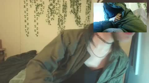 Snapshot of deciduousdoll chatting on 12-14-25, 06:41 deciduousdoll online show from 12-14-25, 06:41