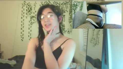 Snapshot of deciduousdoll chatting on 01-11-26, 06:18 deciduousdoll online show from 01-11-26, 06:18