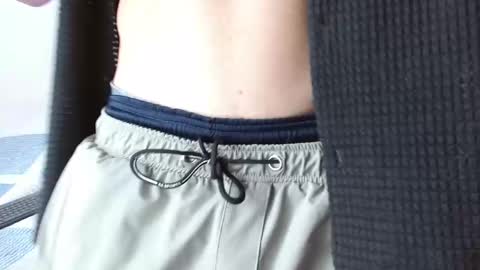 Snapshot of deconrios chatting on 02-01-25, 07:44 Santiago online show from 02-01-25, 07:44