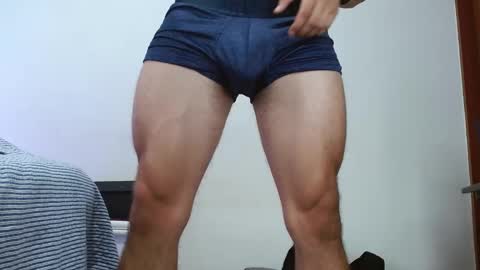 Snapshot of deconrios chatting on 02-12-25, 10:04 Santiago online show from 02-12-25, 10:04