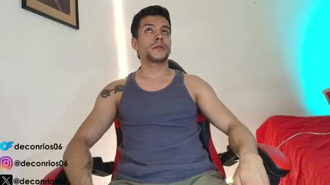 Santiago online show from 03-22-26, 04:38