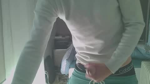 decoyponzi38838 online show from 10-18-25, 04:26