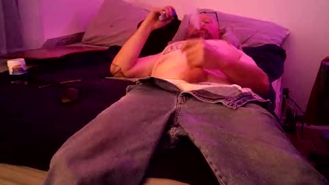 Snapshot of decoyx5o5 chatting on 02-18-26, 03:13 decoyx5o5 online show from 02-18-26, 03:13