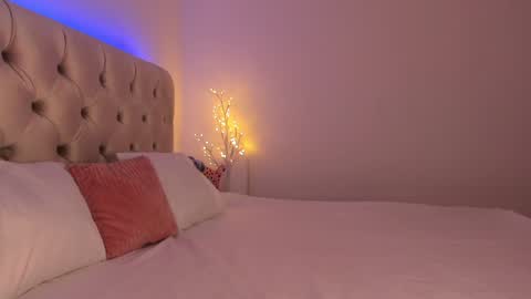 Denise online show from 12-21-24, 08:43