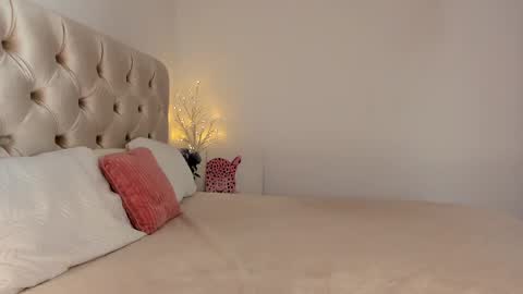 Denise online show from 03-07-25, 02:23