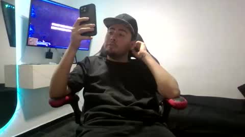 Snapshot of deedee728117 chatting on 04-06-26, 01:14 KAOX99 online show from 04-06-26, 01:14