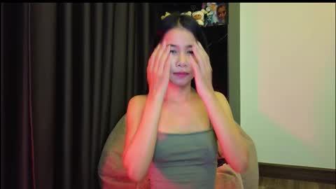 Snapshot of deedeedoll chatting on 02-06-26, 01:32 deedeedoll online show from 02-06-26, 01:32