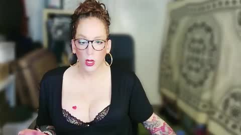 Snapshot of deeliah chatting on 12-14-24, 01:50 Deeliah online show from 12-14-24, 01:50