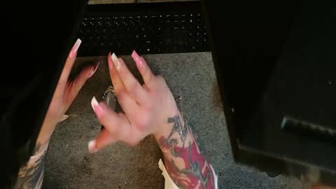 Snapshot of deeliah chatting on 10-05-25, 12:20 Deeliah online show from 10-05-25, 12:20