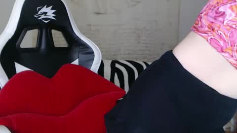 KamiDevi online show from 12-29-24, 02:00