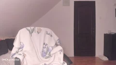 Snapshot of deessert chatting on 08-02-26, 02:10 Deessert online show from 08-02-26, 02:10