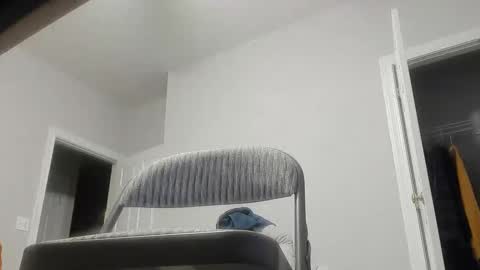 Snapshot of deeznutz343 chatting on 03-08-25, 04:23 Deez Nutz online show from 03-08-25, 04:23