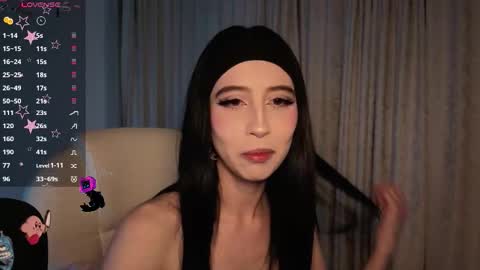 Snapshot of deftsuki chatting on 11-27-25, 04:03 Stephanie.e online show from 11-27-25, 04:03